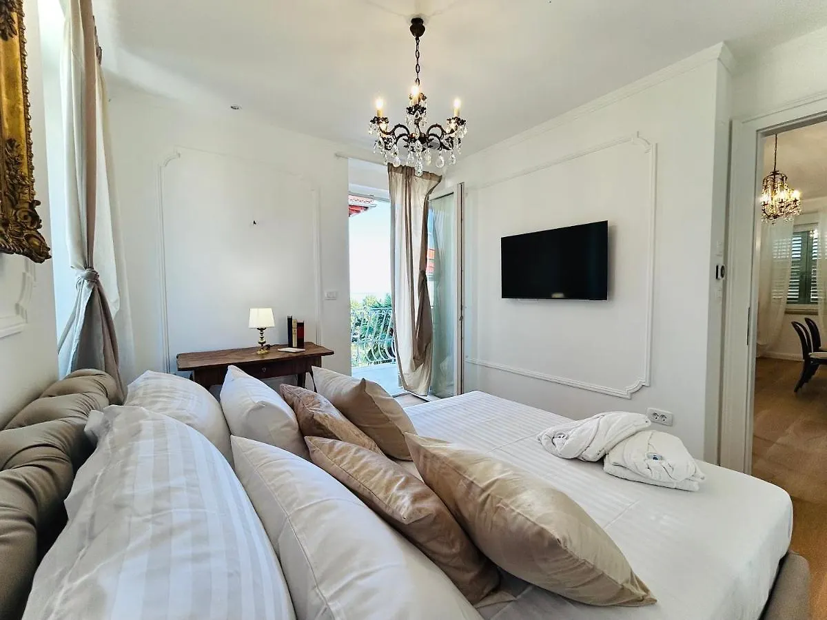 Villa Gianni - Lux Apt Vienna - 5 Stars ロヴラン